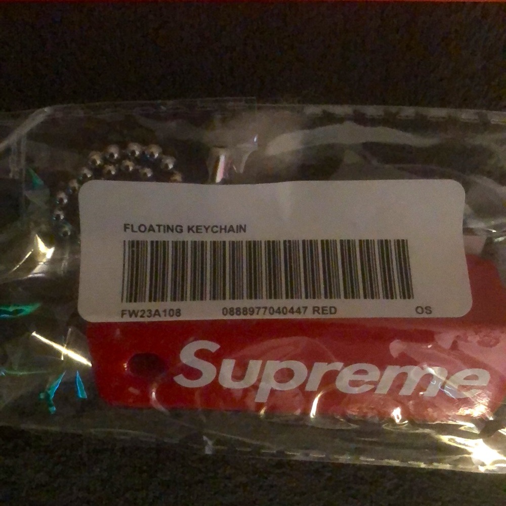 Supreme Keychain. - Picture 3 of 3